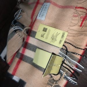 Burberry scarf
